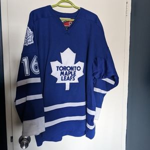 XXL Toronto Maple Leafs Jersey 🍁
